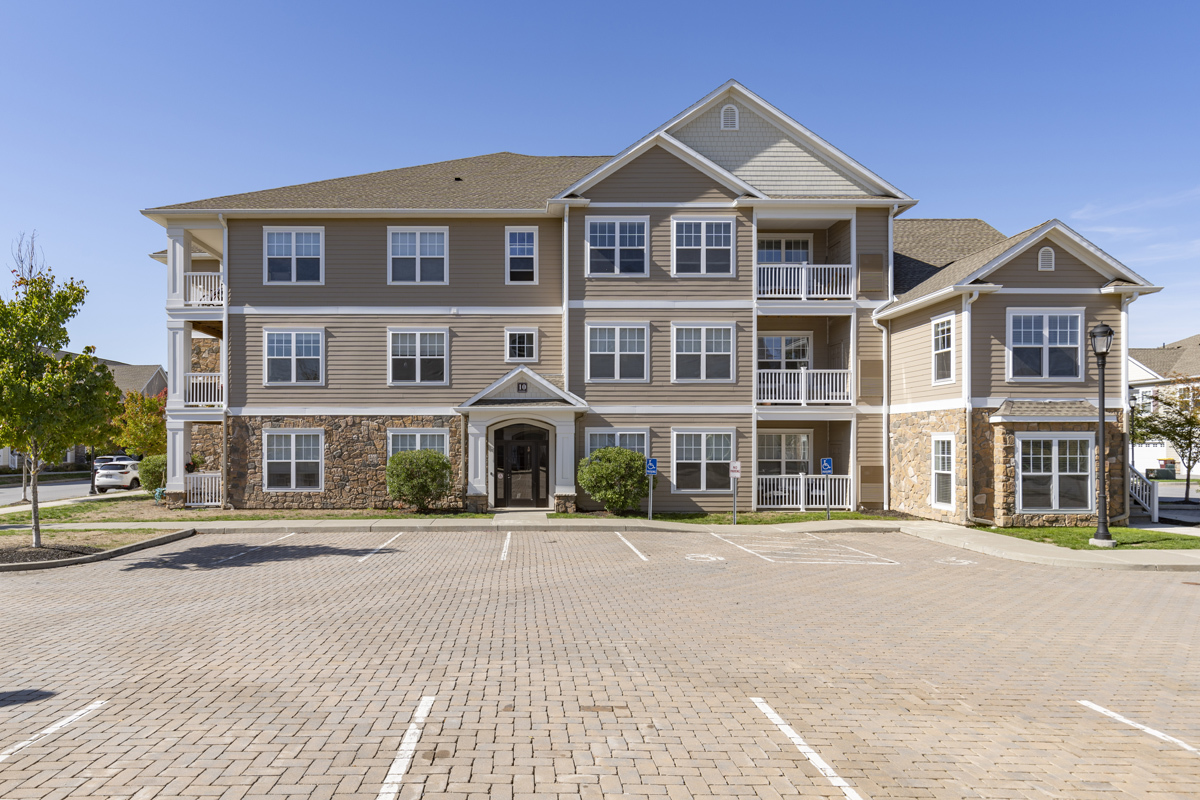 Grandeville At Malta Apartments